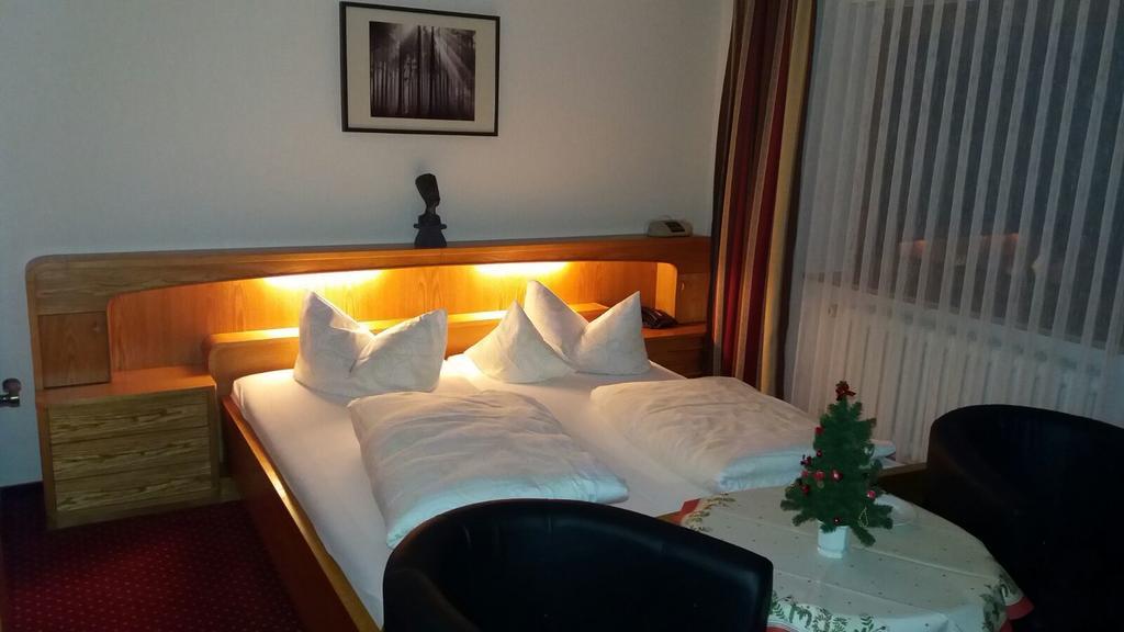 Hotel Cafe Gunter Книбис Екстериор снимка