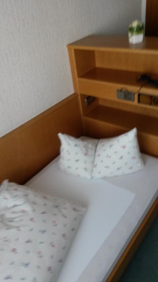 Hotel Cafe Gunter Книбис Екстериор снимка