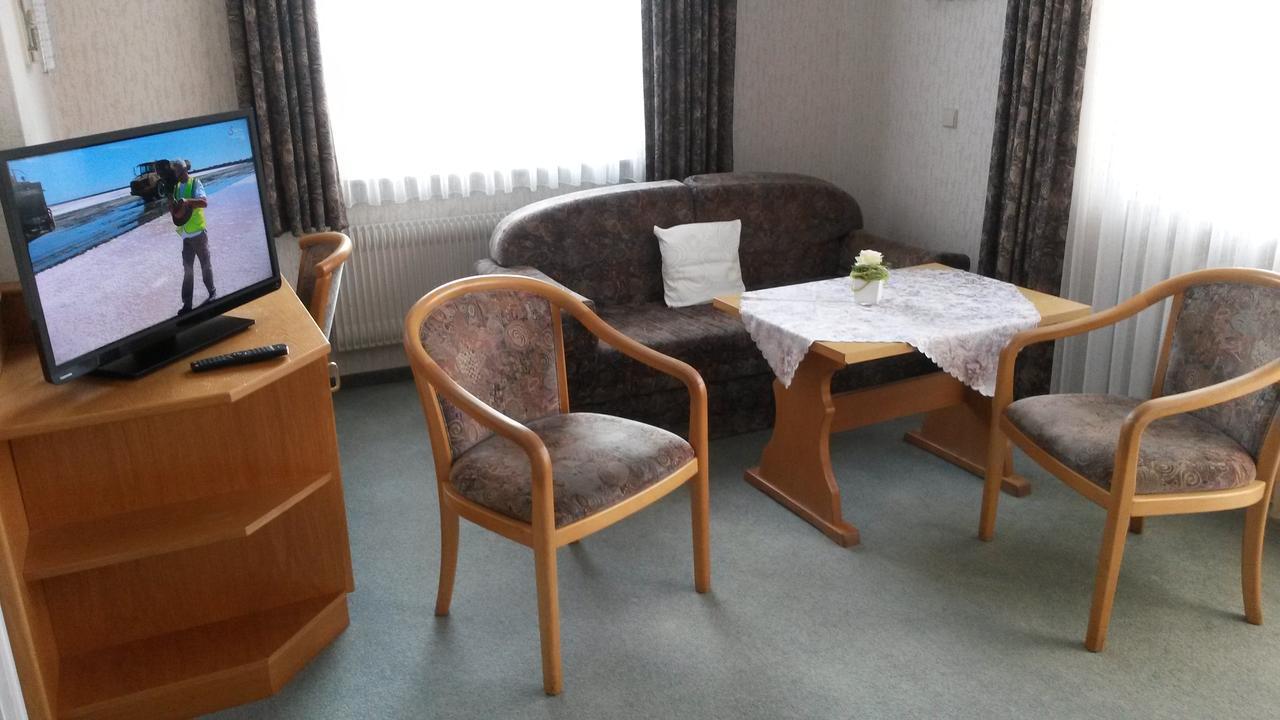 Hotel Cafe Gunter Книбис Екстериор снимка